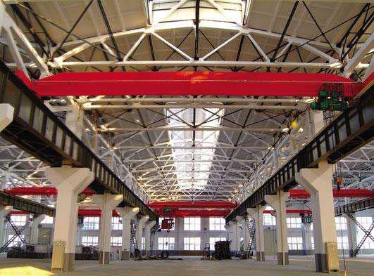 Lowhead غرفة واحدة العارضة العلوية كرين لإنقاذ البناء Cost.jpg Lowhead Room Single Girder Overhead Crane for Saving Construction Cost.jpg